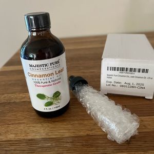 MAJESTIC ESSENTIAL OIL